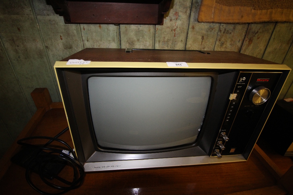 Murphy vintage portable TV, Murphy Bakelite radio and 4 other items