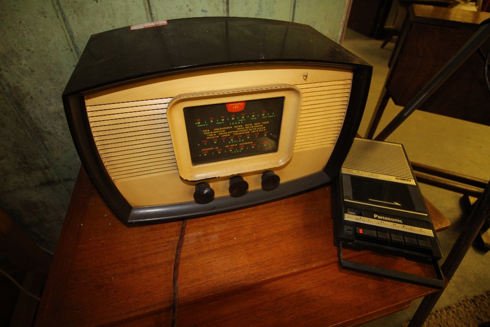 Murphy vintage portable TV, Murphy Bakelite radio and 4 other items - Image 5 of 5