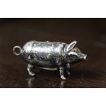 Silver 'pig' vesta case, marked 925, 20 grams