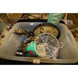 Box of miscellaneous kitchenware