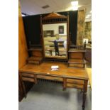 Victorian dressing table in the manner of Gillows