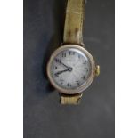 Early 20th Century ladies Rolex 9ct gold cased wristwatch of Art Deco design, starburst turned