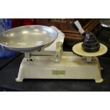 Vintage Harper kitchen scales with weights