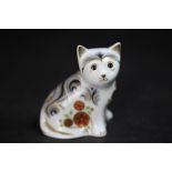 Royal Crown Derby cat paperweight, gold coloured button to base