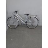 A Reflex County 'Classic Cotswolds' ladies bicycle 27" in good used condition