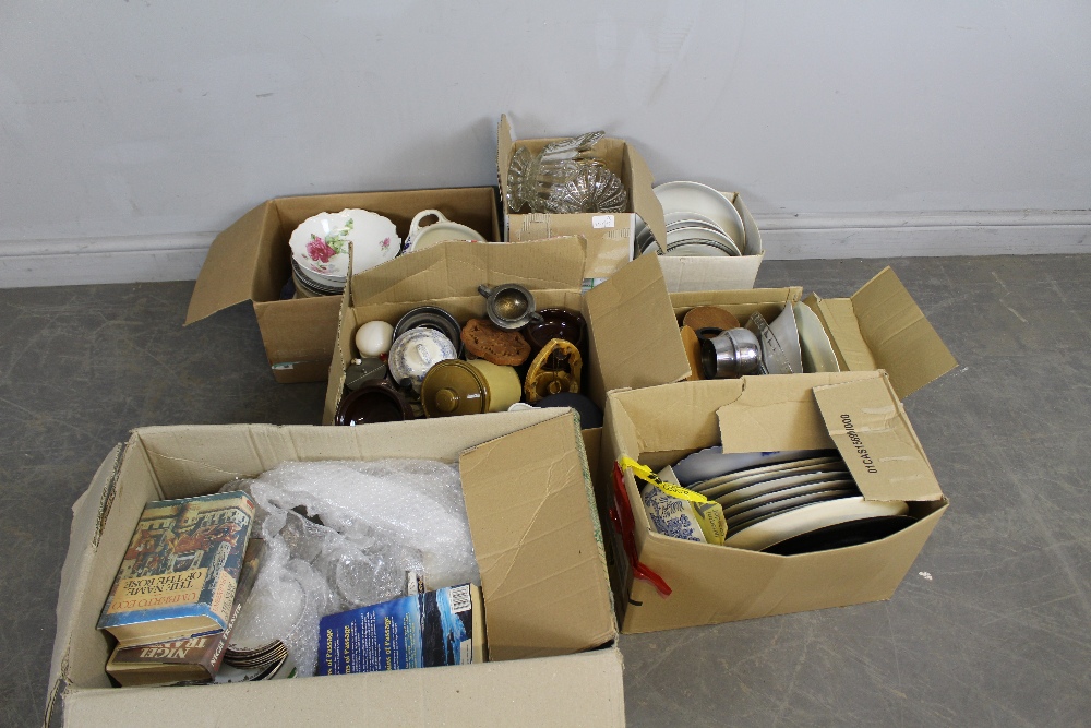 Quantity of miscellaneous china and glass, plates etc