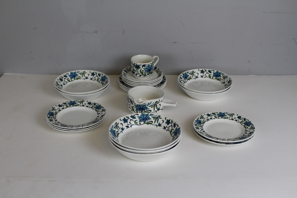 A quantity of MIdwinter 'Spanish Garden' by Jessie Tait, comprising seven plates, 6 side plates an - Image 3 of 3