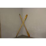 A pair of vintage wooden oars 198cm good used condition.