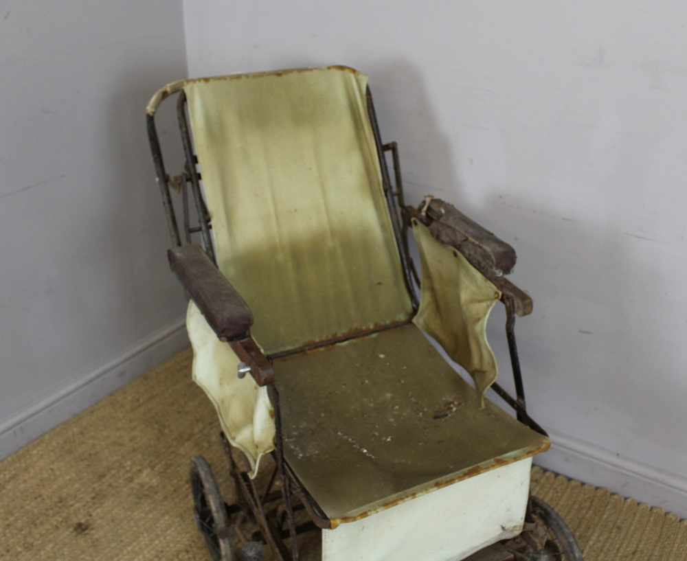 An early - mid 20th century 'Allwin' invalid's metal framed wheel chair 106cm condition commensurate - Image 3 of 4