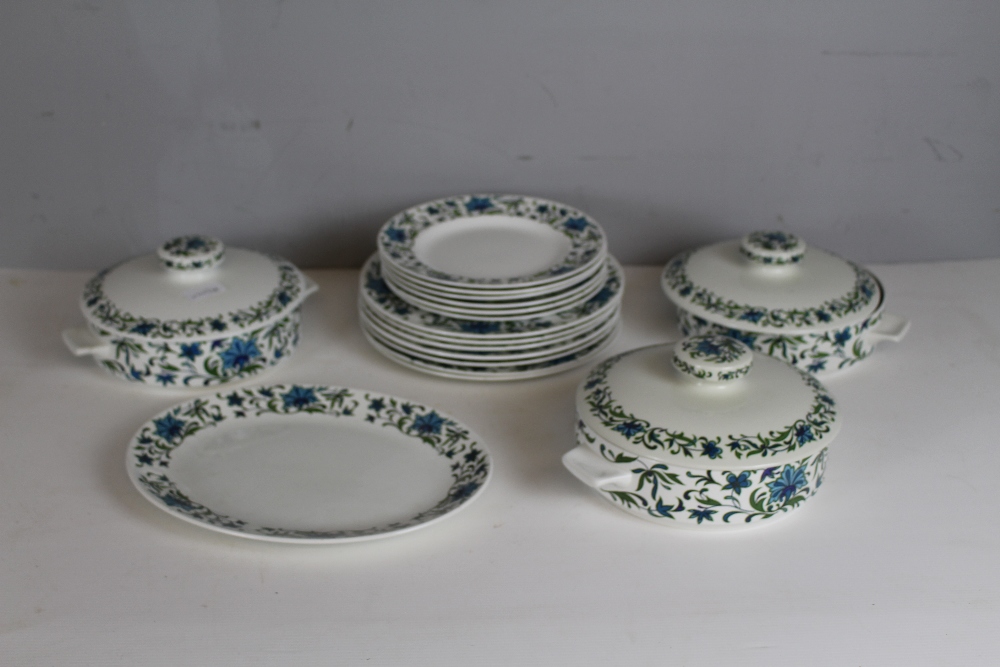 A quantity of MIdwinter 'Spanish Garden' by Jessie Tait, comprising seven plates, 6 side plates an