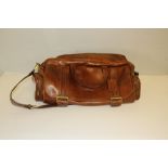 A Maxwell Scott gentleman's chestnut brown Italian leather 'medium Dino' holdall/travel bag, 58cm