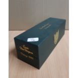 70cl bottle Moet & Chandon 'Cuvee Dom Perignon' vintage Champagne 1993, contained in unopened gift