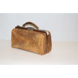 A small vintage brown leather Gladstone bag, with canvas lined interior 40cm surface wear