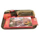 Hornby 69550 locomotive, Royal Mail coach, Saxa, Mobil and other wagons, two signals and a