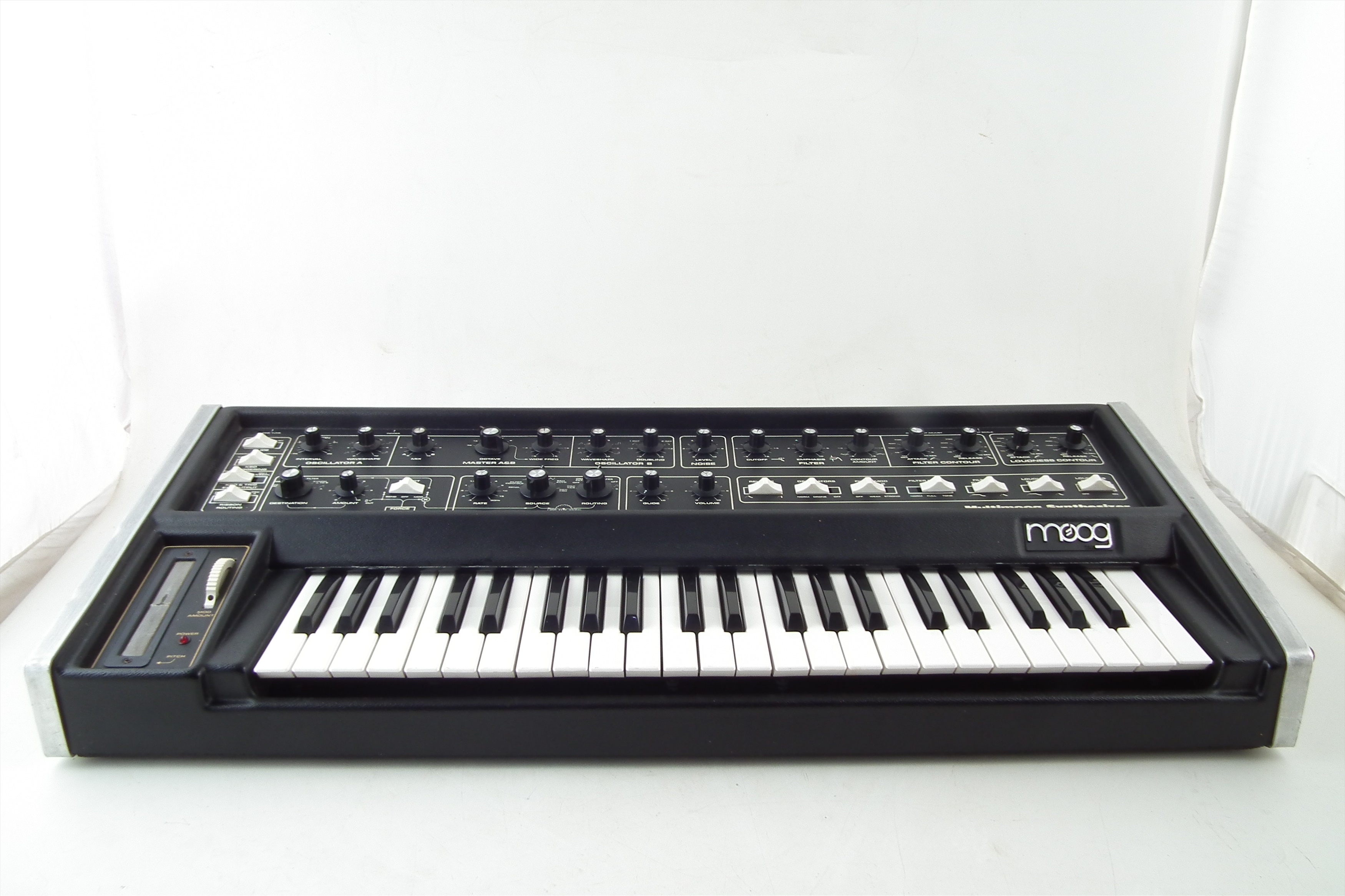 Moog Multimoog synthesizer - Image 2 of 17