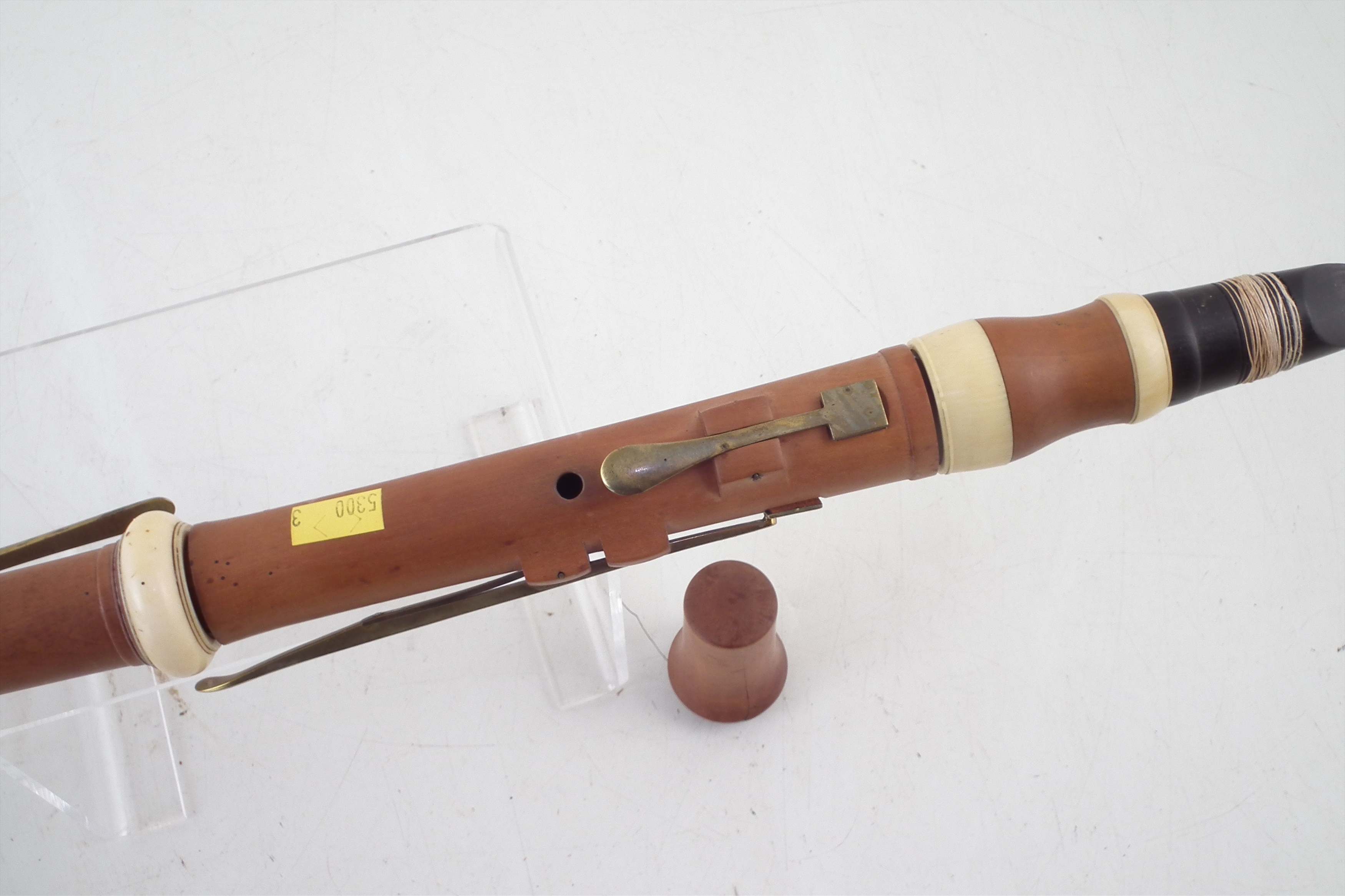 D'Almaine boxwood and ivory clarinet - Image 6 of 10