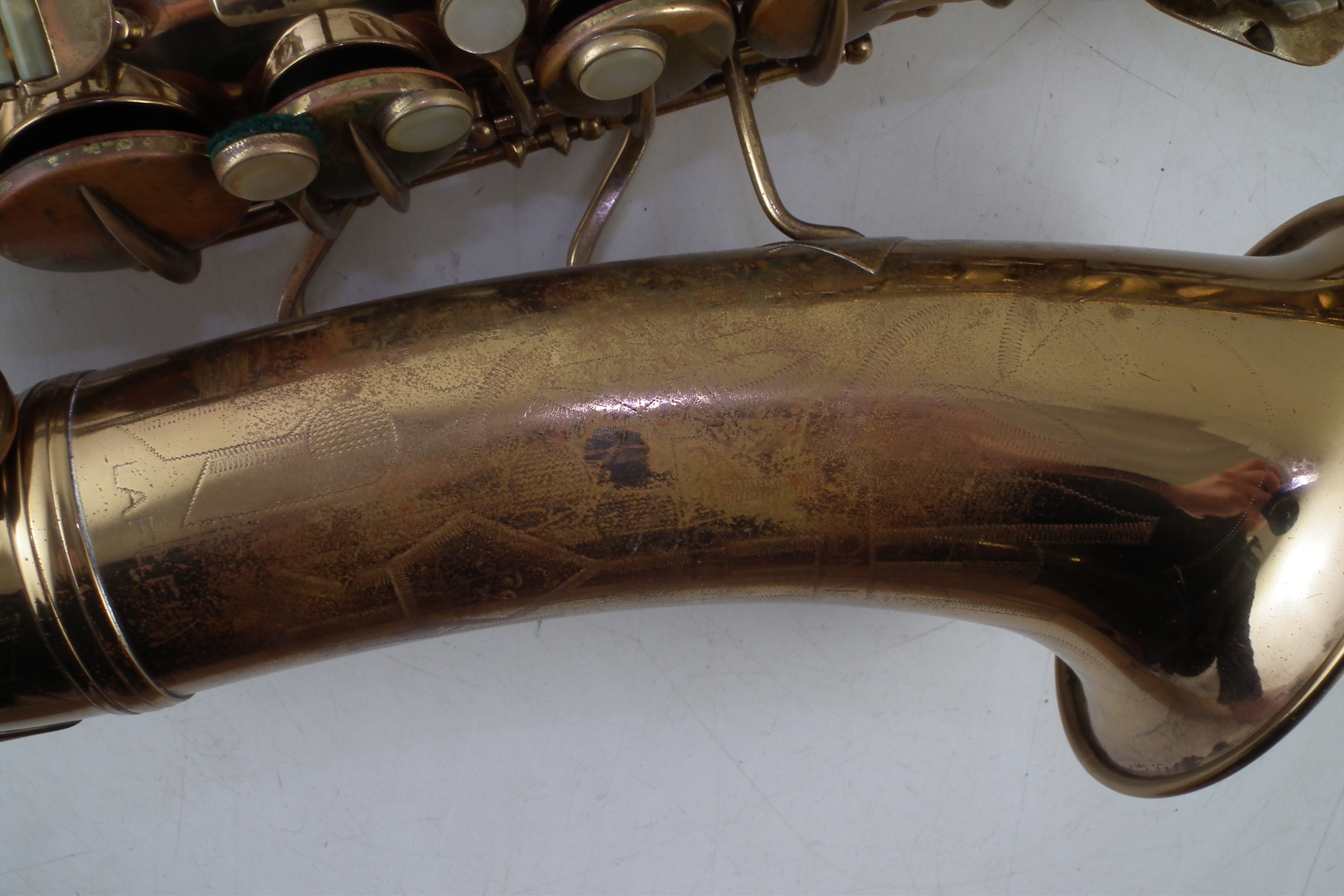 Conn Naked Lady saxophone in case - Image 5 of 15