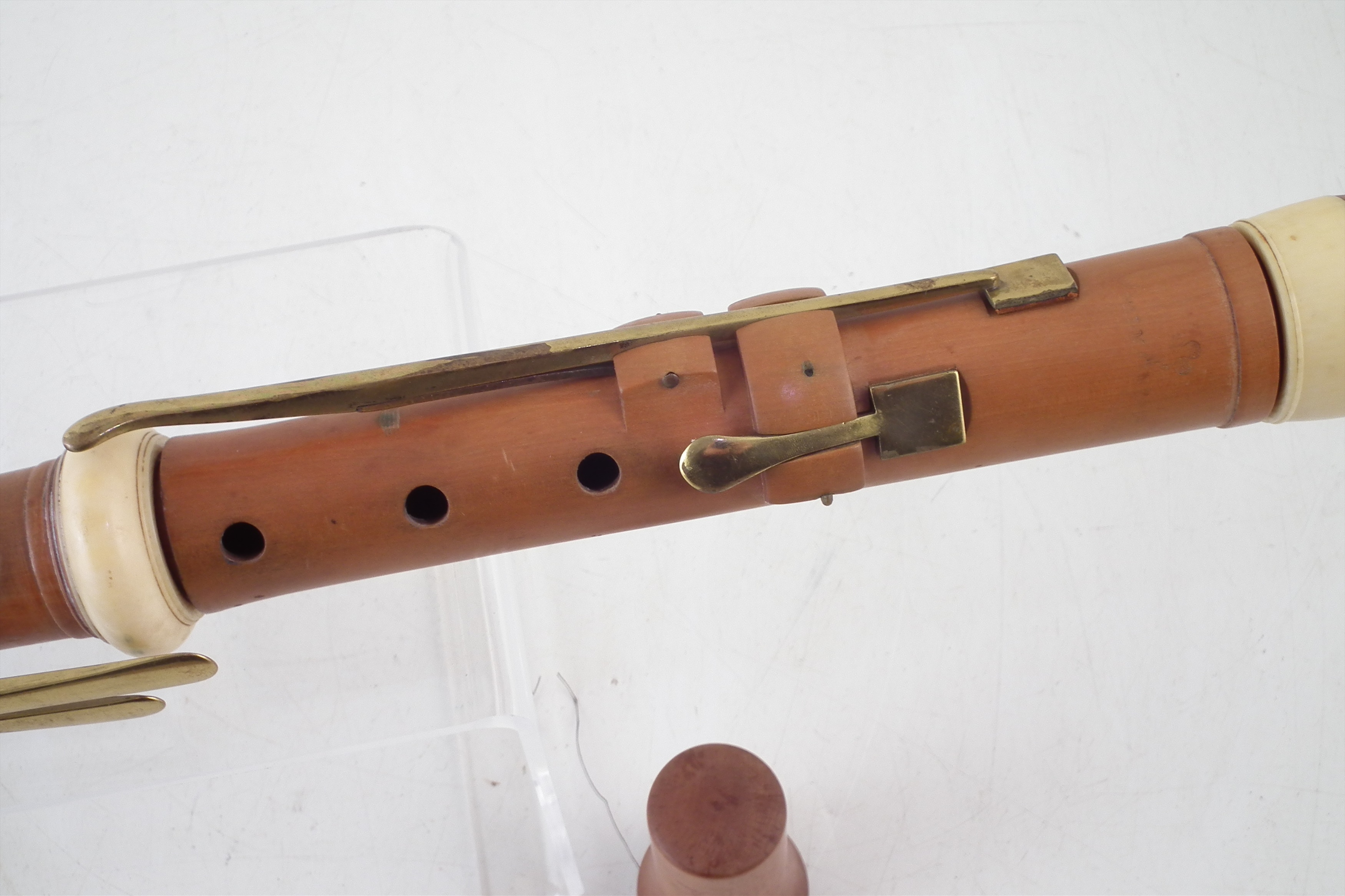 D'Almaine boxwood and ivory clarinet - Image 3 of 10