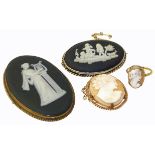 A selection of cameo jewellery, to include a shell cameo ring stamped 9ct, together with two