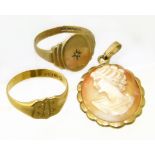 A selection of jewellery, to include two 9ct gold signet rings, together with a shell cameo