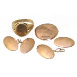A selection of 9ct gold, to include a signet ring, cufflinks, watch back, AF, gross weight 15.4g.