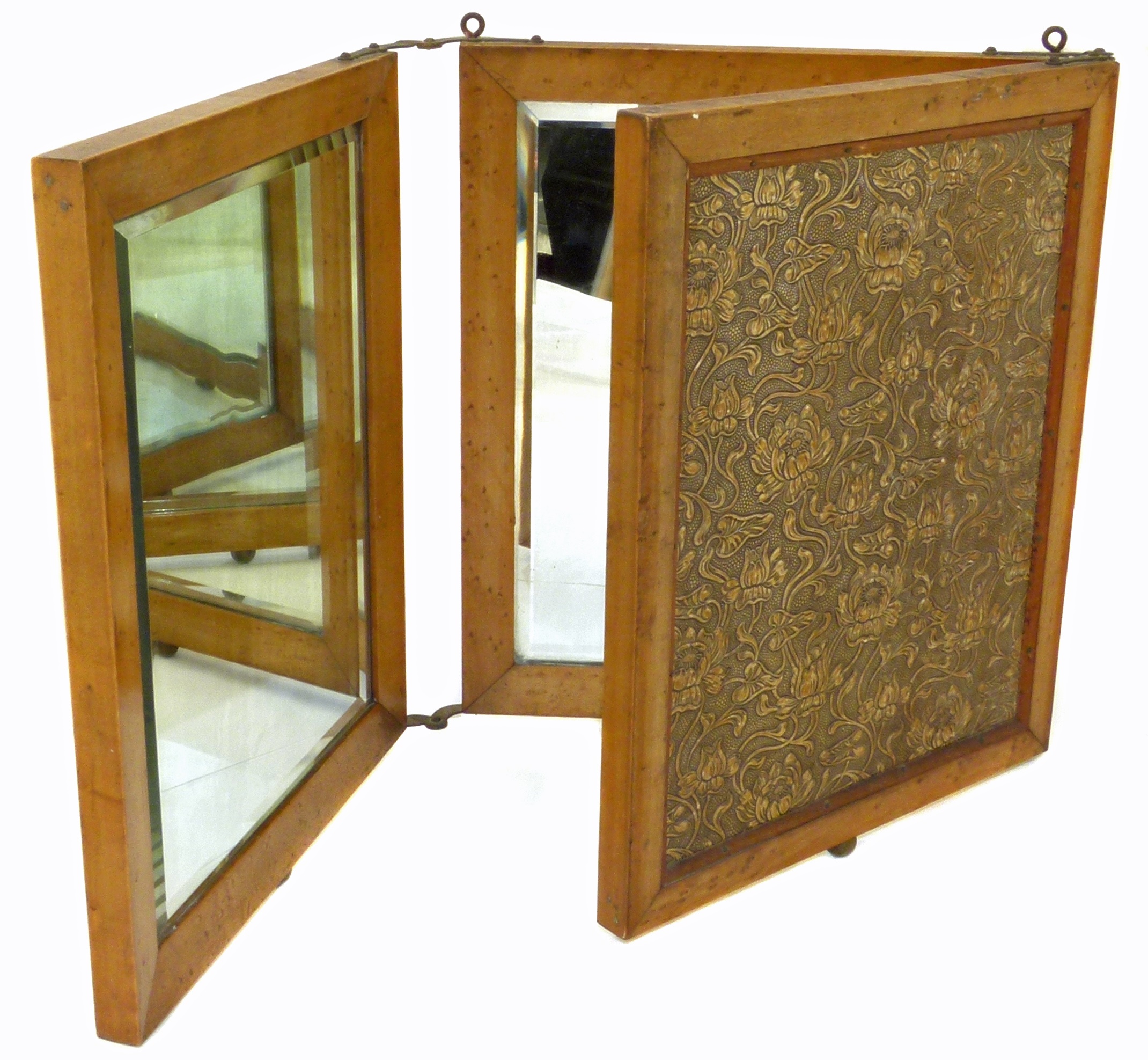 Victorian travel mirror with birds eye maple frame Condition reports are not available for our