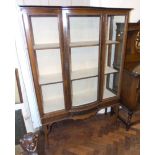 Edwardian mahogany display cabinet with bow front Condition reports are not available for our