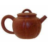 20-21st Century reproduction Yixing teapot, (Fu zhi pin (复制品) Condition reports are not available