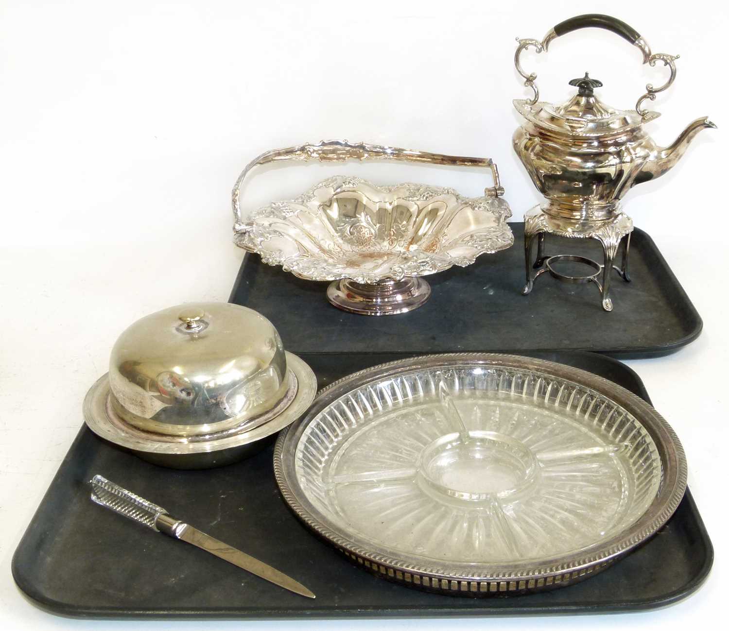 Mappin & Webb spirit kettle, heavy plated fruit stand and miscellaneous plated ware