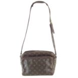 A Louis Vuitton Monogram Nil handbag,