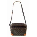 A Louis Vuitton Monogram Nil shoulder bag,