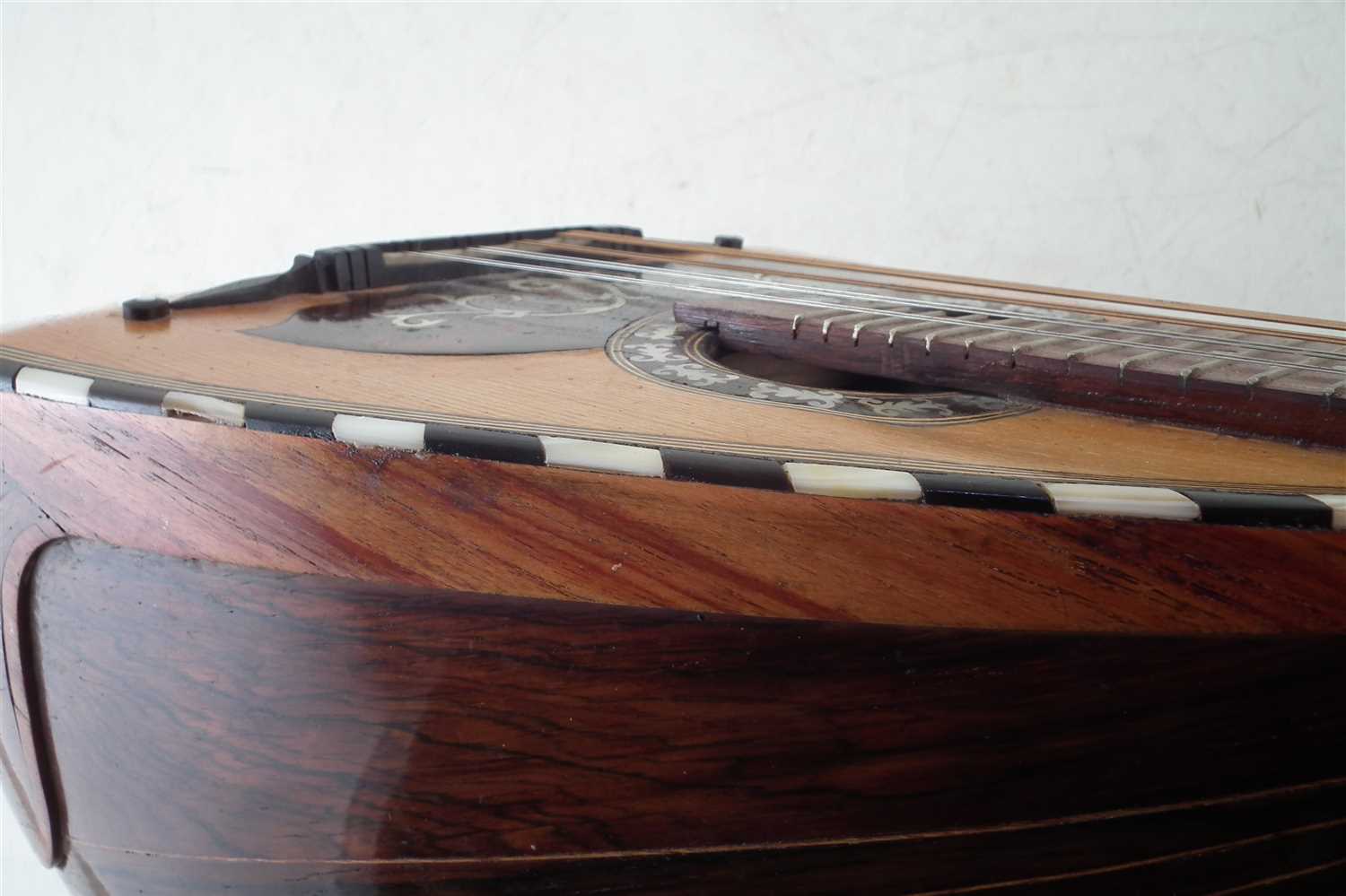 Bowl back mandolin in case. - Image 4 of 11