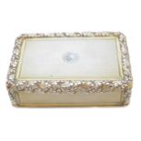 A George III silver gilt snuff box,