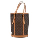 A Louis Vuitton Monogram Bucket Shoulder Bag,