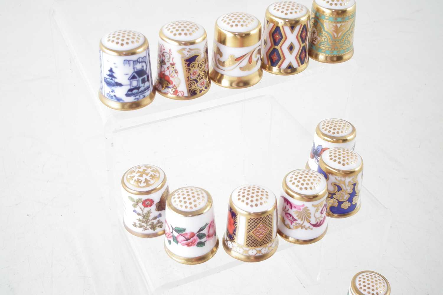 Eighteen Royal Crown Derby thimbles. - Image 5 of 6