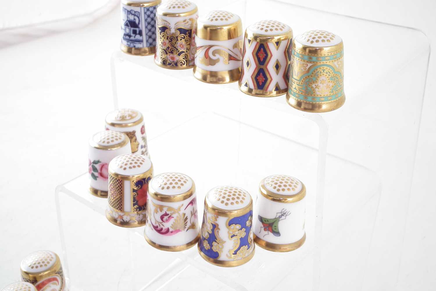 Eighteen Royal Crown Derby thimbles. - Image 4 of 6