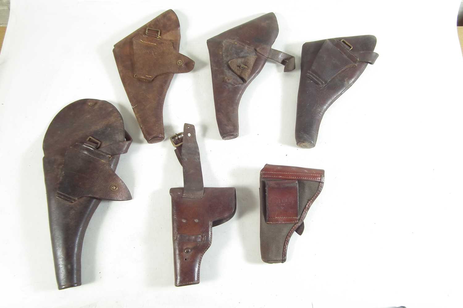 Six various leather pistol holsters - Image 7 of 7