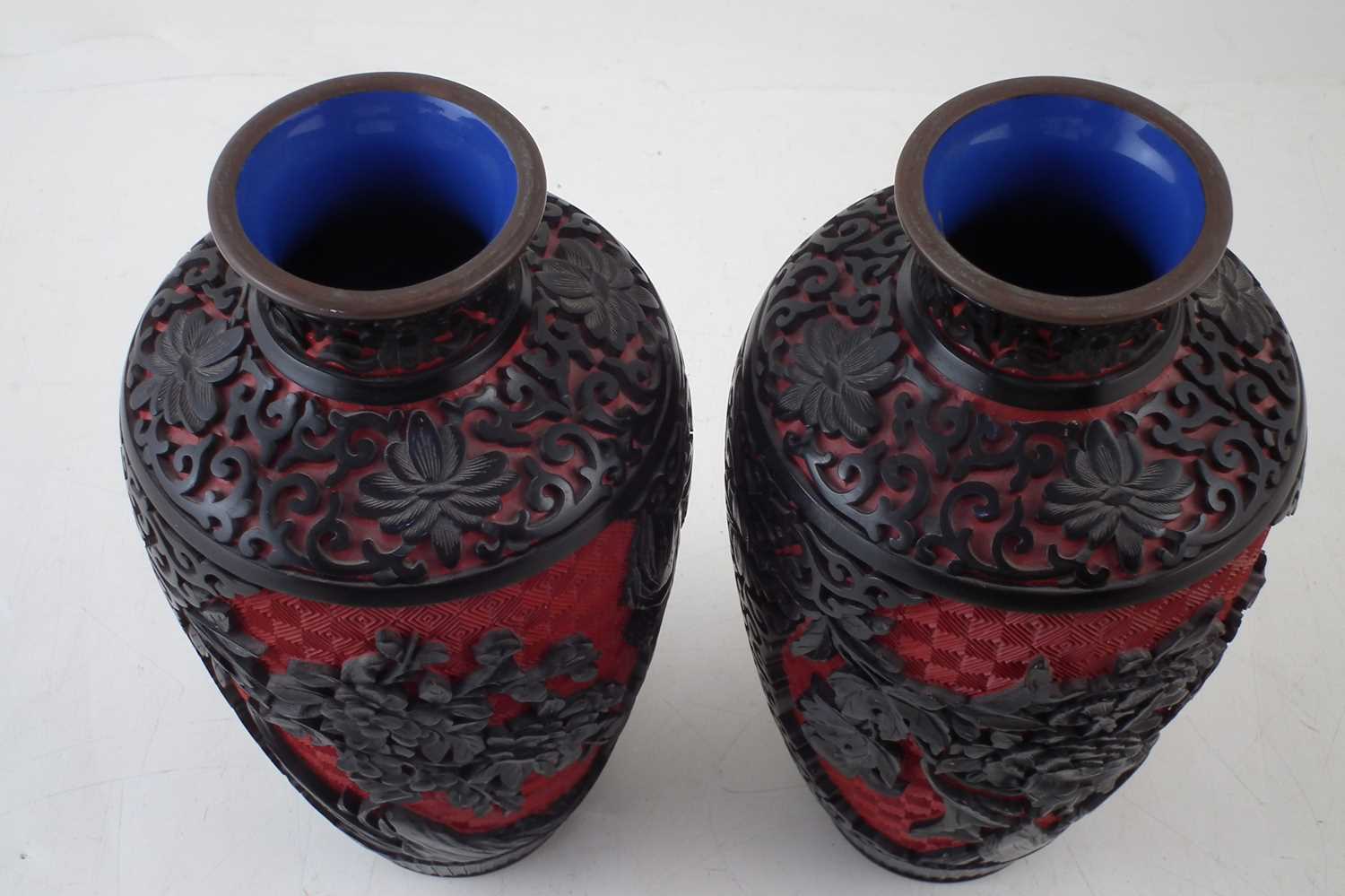 Pair of Chinese Cinnabar Lacquer vases - Image 2 of 6