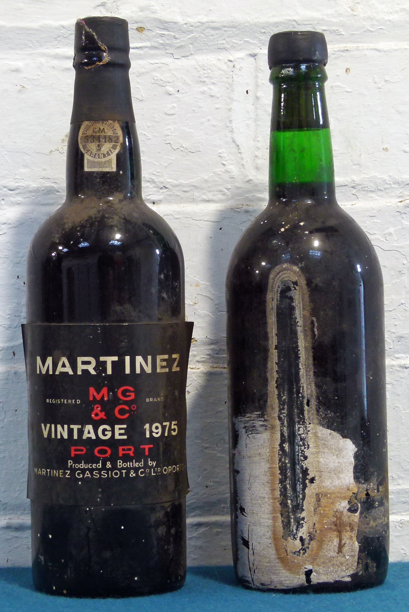 2 Bottles Martinez Vintage Port