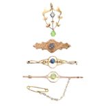 A selection of early 20th century jewellery,