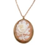 A 9ct gold shell cameo pendant