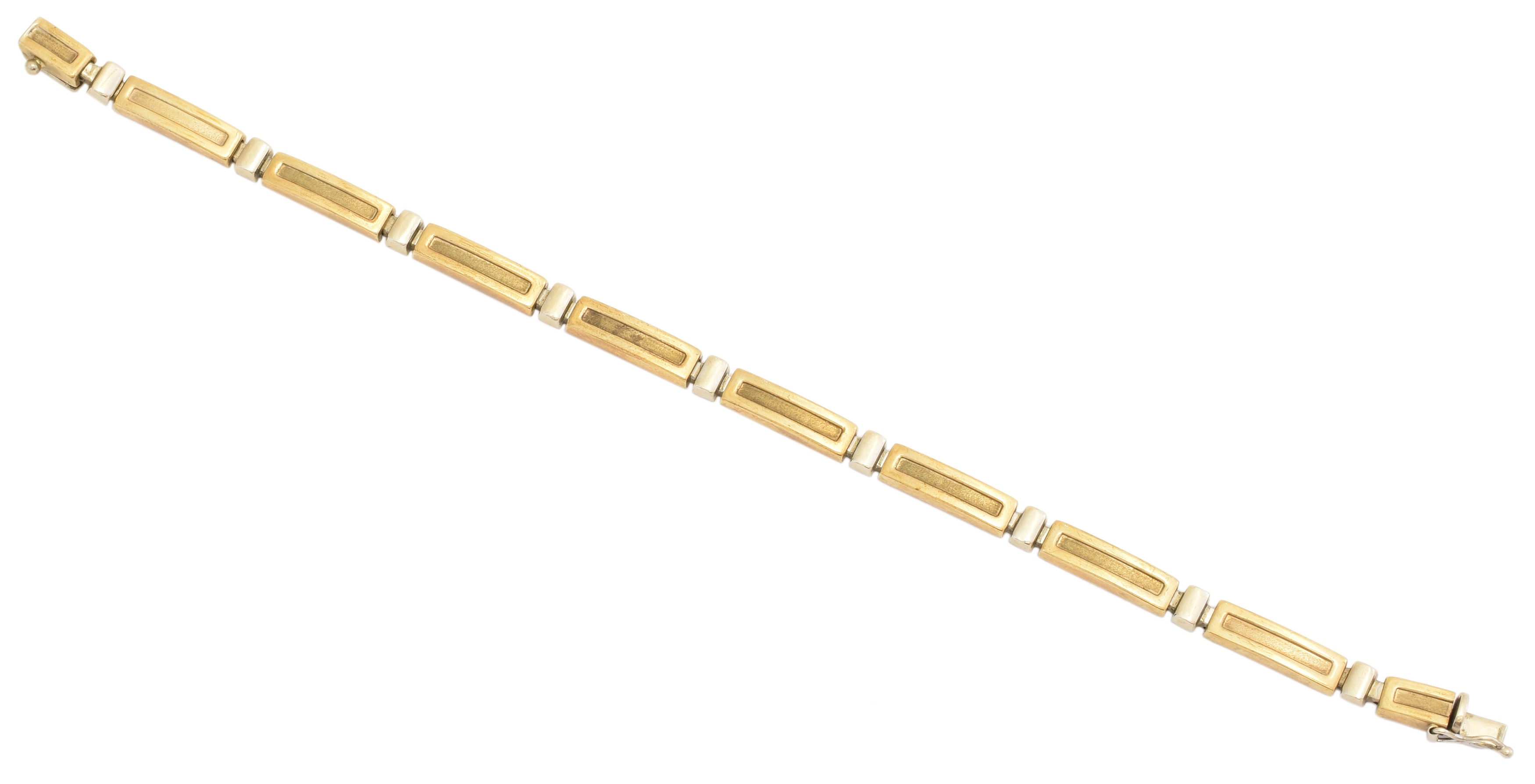 A 9ct gold bracelet,