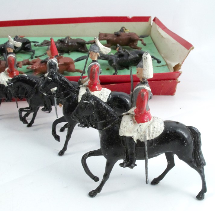 A collection of painted lead models, of soldiers on horse back - Image 3 of 6
