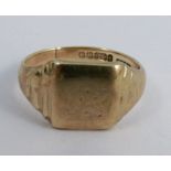 A 9 carat gold signet ring, finger size P1/2, 5g gross
