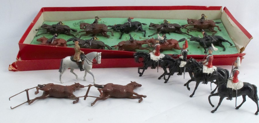 A collection of painted lead models, of soldiers on horse back - Image 2 of 6