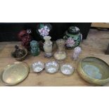 A quantity of Eastern metalware, to include a shallow bowl, a tray, a bowl mounted with a figure,