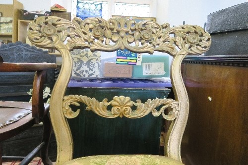 A PAIR OF PAINTED 19TH CENTURY STYLE CHAIRS - Image 3 of 4