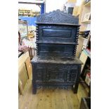 AN ANTIQUE OAK CHIFFONIER, HAVING CARVED DECORATION ALL OVER, WIDTH 39INS X DEPTH 18.5INS X HEIGHT