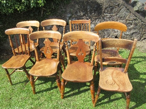 A set of four kitchen chairs, together with four kitchen chairs - Image 2 of 2