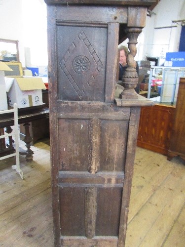 A Antique style court cupboard - Image 4 of 5